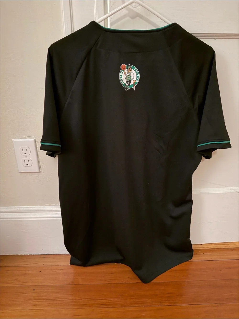 NBA Celtics MLB Style Button Up Black Jersey with Green Trim - Picture 3 of 4